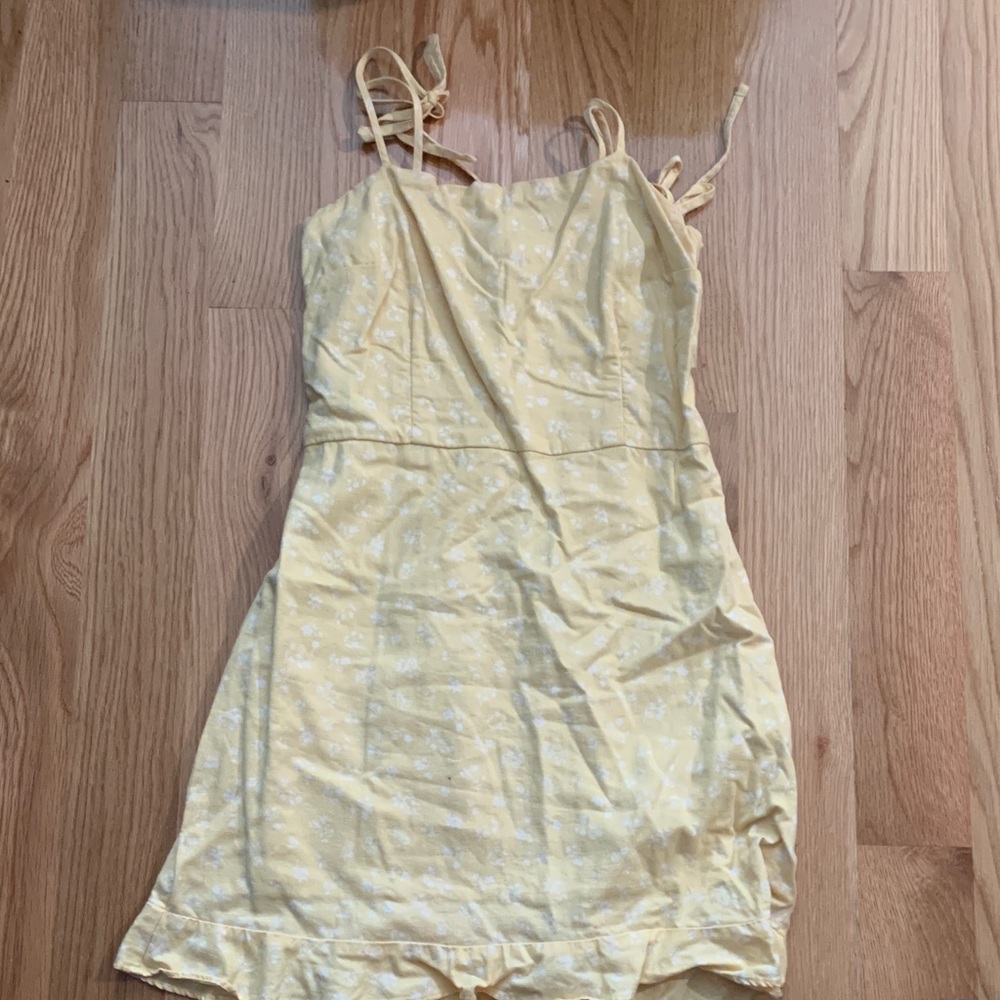 Abercrombie & Fitch Pastel Yellow Dress